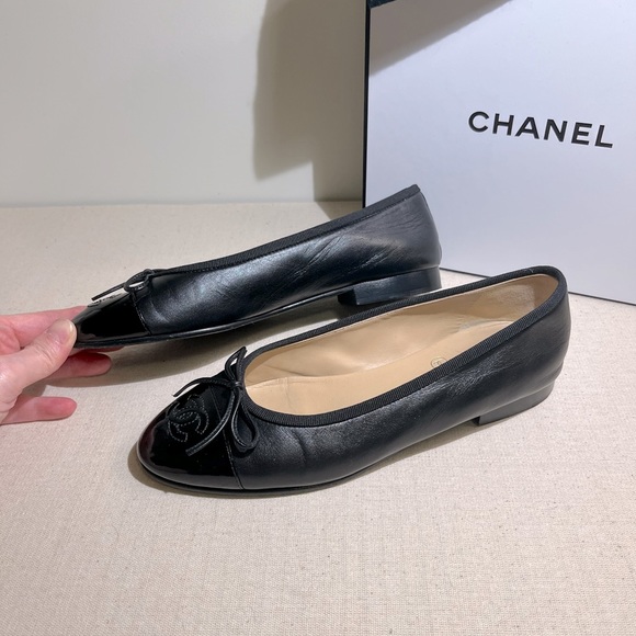 ❗️sold❗️🖤CHANEL🖤 Ballerinas Black Leather and Patent Leather 36 - Picture 5 of 12